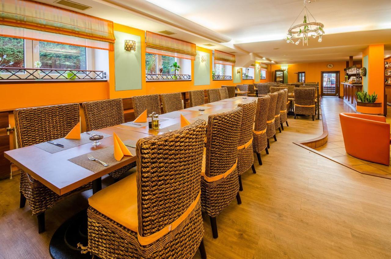 Hotel Loucky Litvinov Luaran gambar