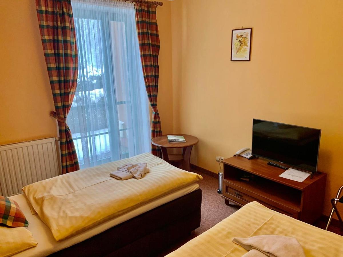 Hotel Loucky Litvinov Luaran gambar