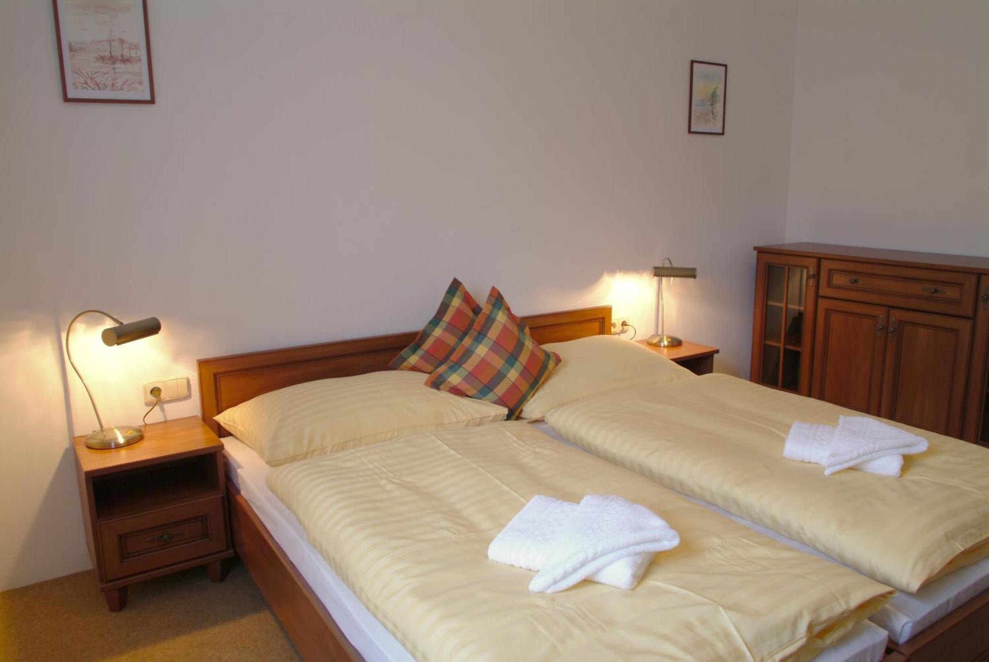 Hotel Loucky Litvinov Luaran gambar