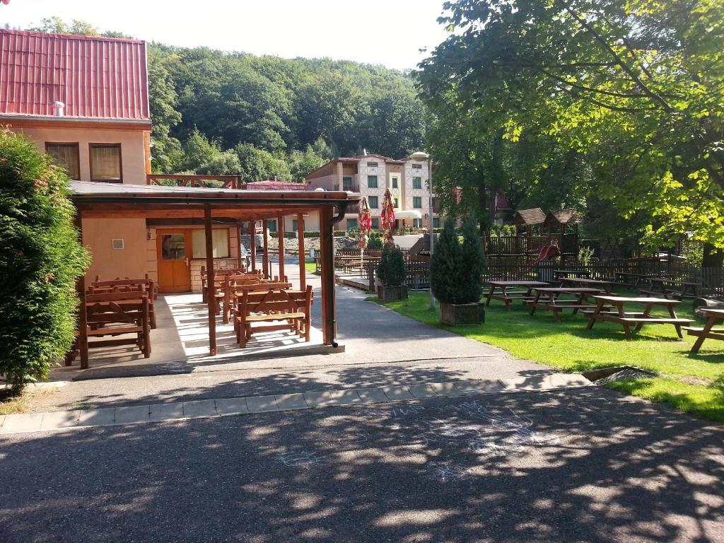 Hotel Loucky Litvinov Luaran gambar